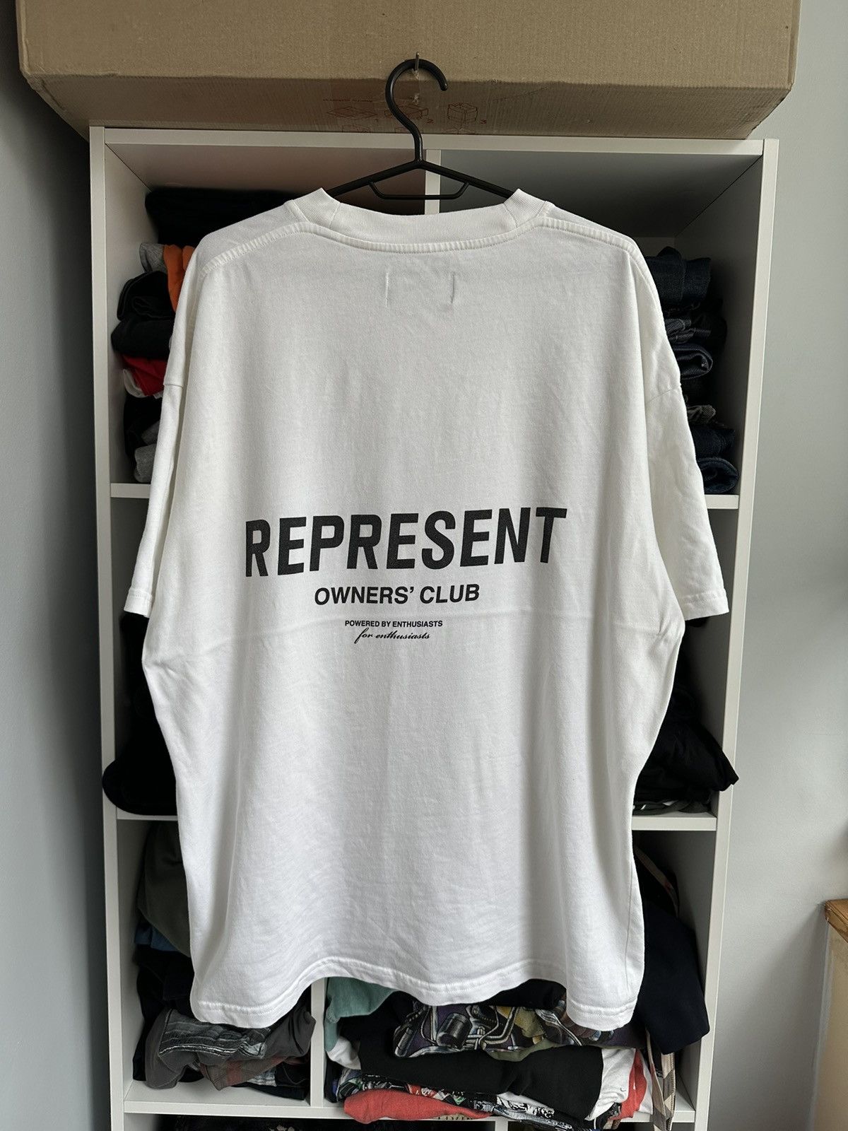 Represent Clo. 🔥REPRESENT OWNERS CLUB BIG LOGO OVERSIZED T-SHIRT🔥 Size US XL / EU 56 / 4 - 1 Thumbnail