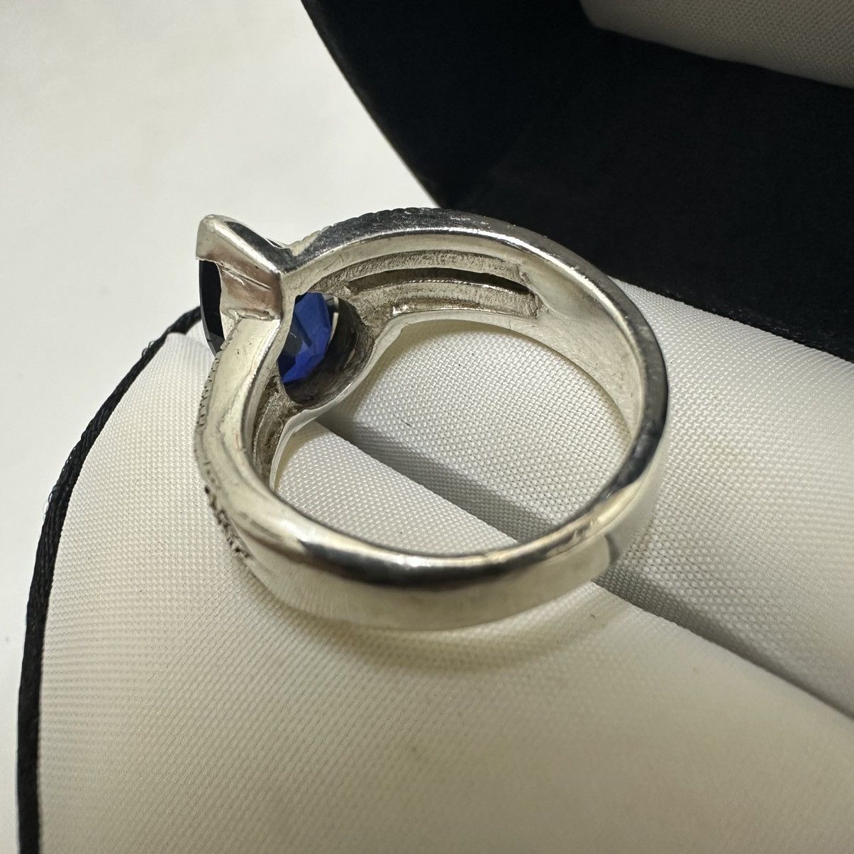 Other 925 Silver Ring with Blue Teardrop Gemstone Size 8 Size ONE SIZE - 6 Thumbnail
