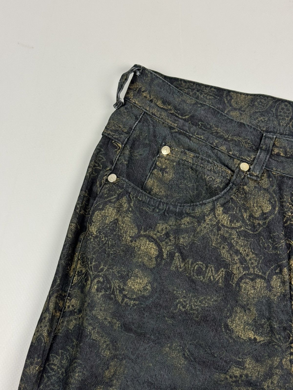 MCM Vintage Faded MCM Monogram Graphic Pants Size 31" - 6 Thumbnail