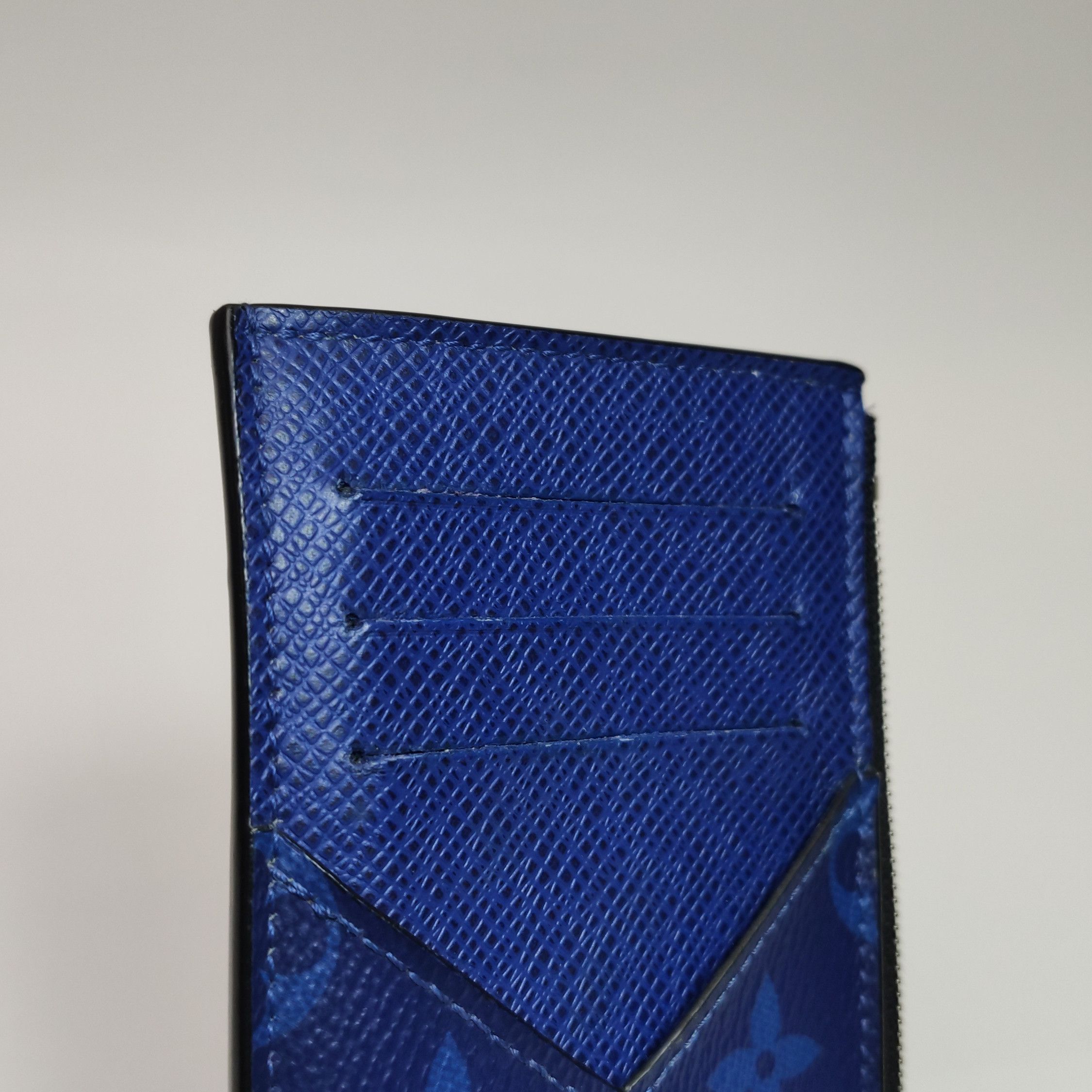 Louis Vuitton Louis Vuitton (LV) Coin leather Monogram print card holder Size ONE SIZE - 8 Thumbnail