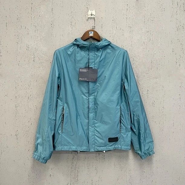Prada Prada Reversible Logo Jacket Size M Size US M / EU 48-50 / 2 - 1 Thumbnail