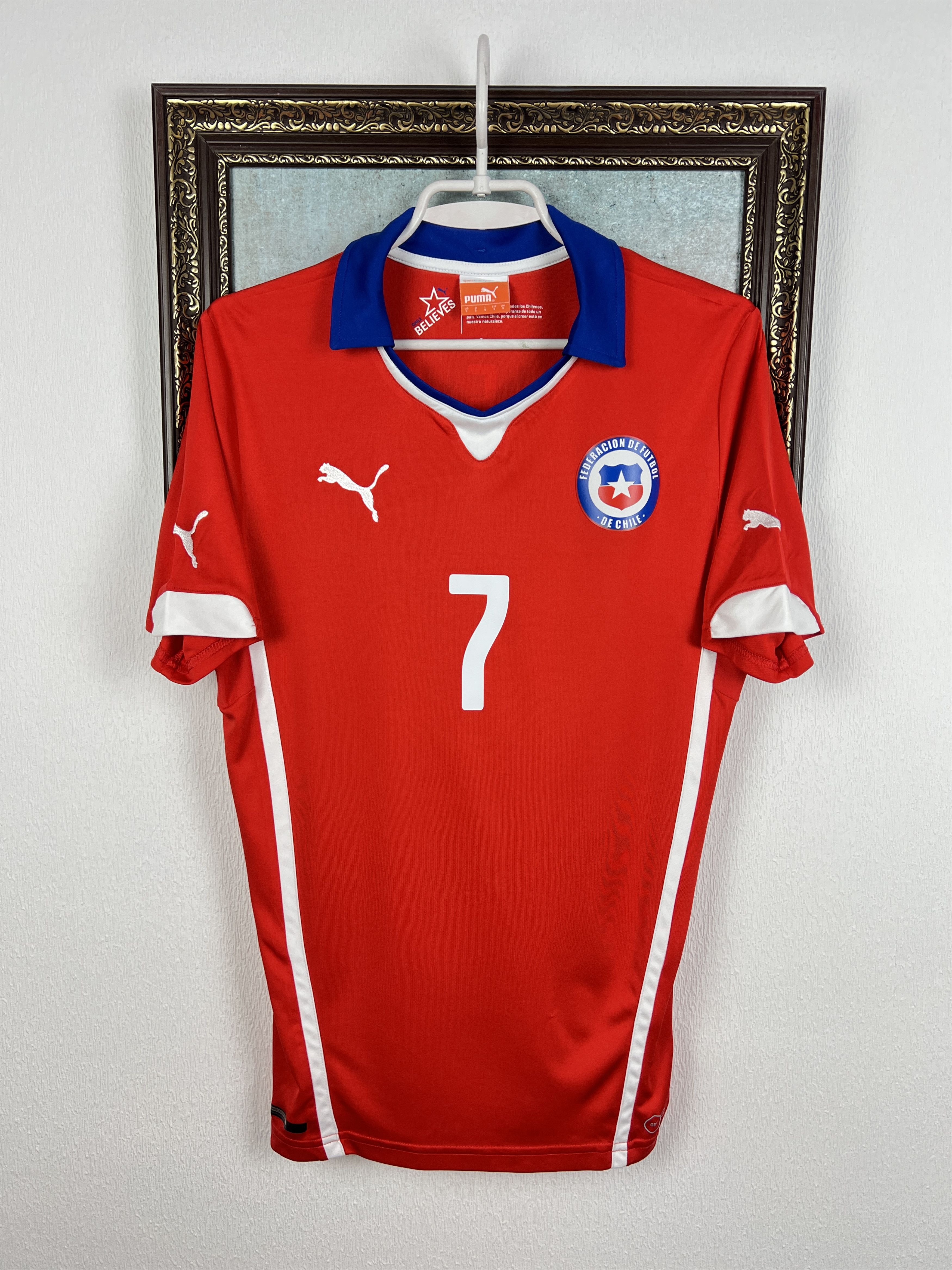 Puma Chile Home football shirt Soccer #7 Alexis Jersey Trikot Size US S / EU 44-46 / 1 - 2 Thumbnail
