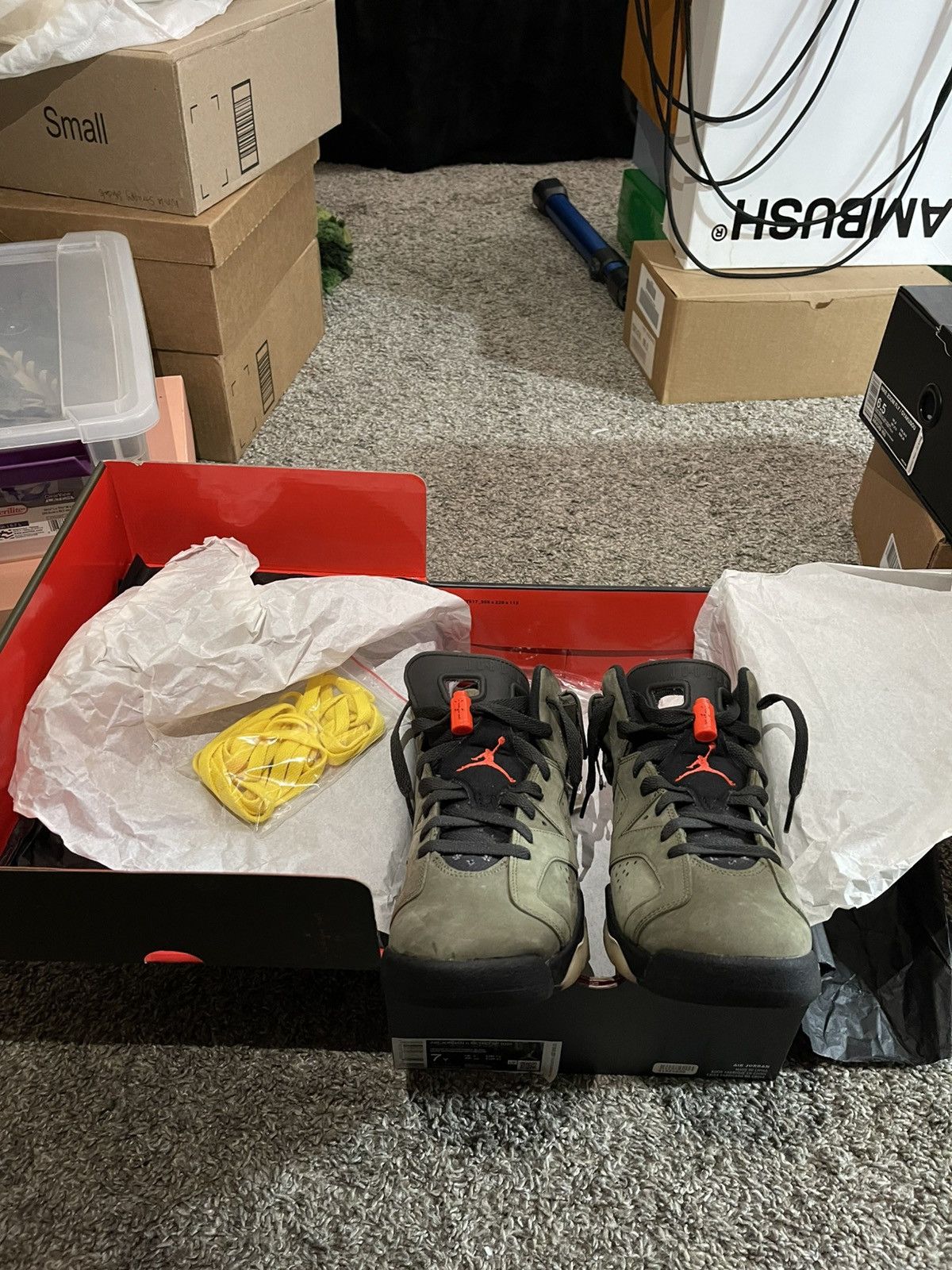 Jordan Brand Travis Scott Cactus Jack Jordan 6s Size US 7 / EU 40 - 5 Thumbnail