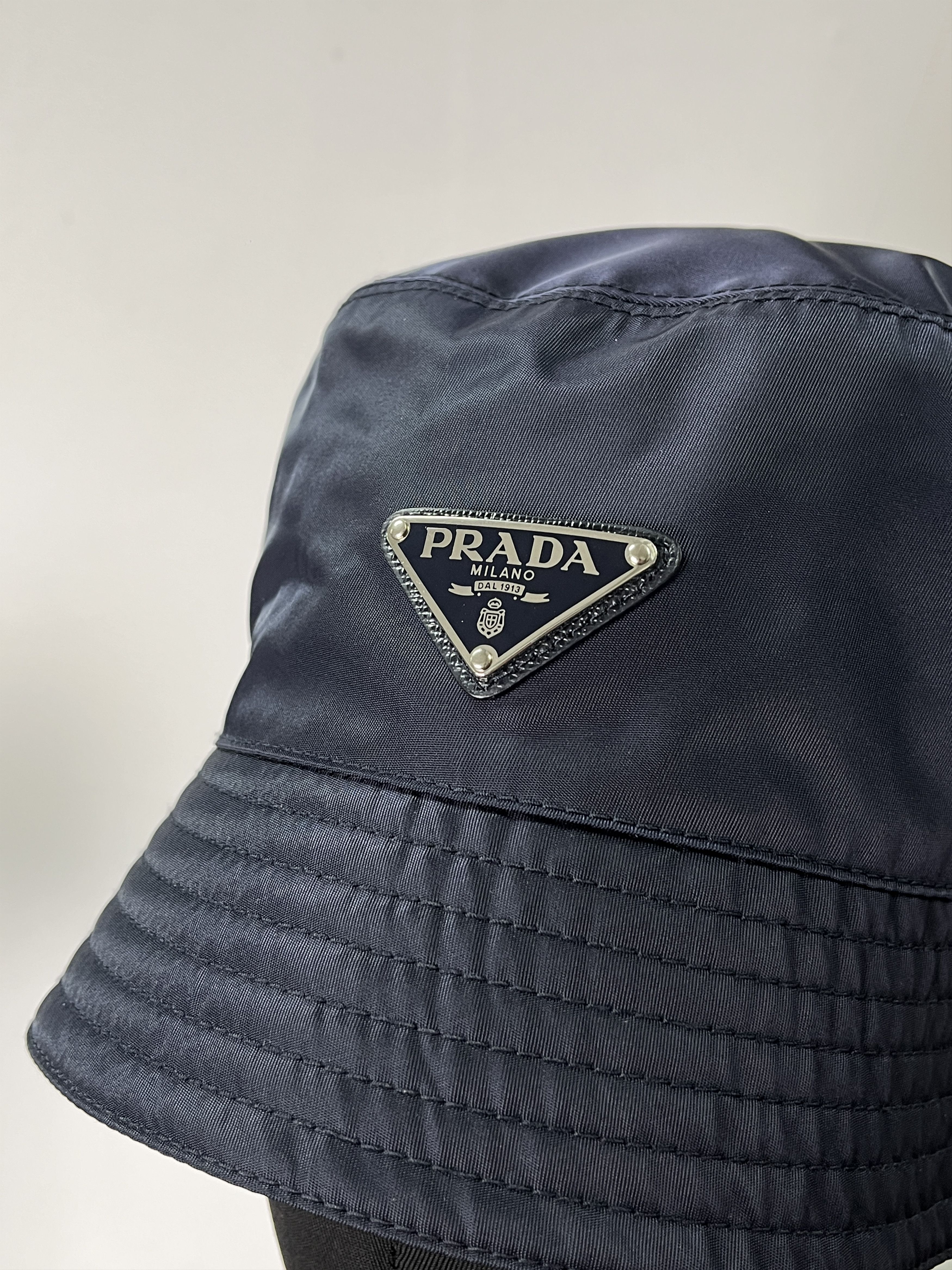 Prada Prada Navy Re-Nylon Bucket Hat Size ONE SIZE - 2 Thumbnail