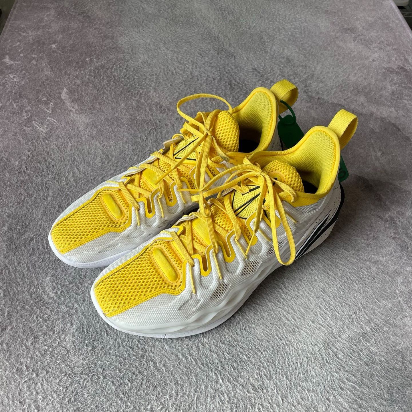 Li-Ning Li-Ning Yellow Lowtop Sneakers 46 Men Size US 12 / EU 45 - 1 Thumbnail
