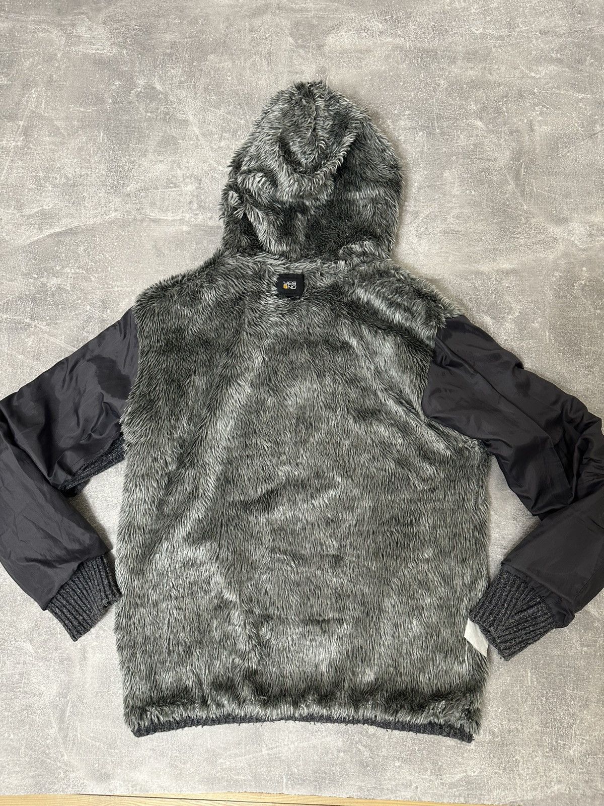 Japanese Brand × Vintage Y2K Japanese Full Fur Hoodie Knit Sweater LGB Style Size US L / EU 52-54 / 3 - 10 Thumbnail