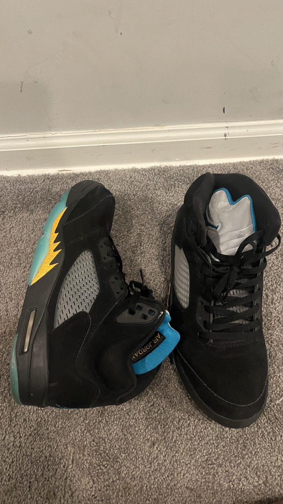 Jordan Brand Jordan five aqua Size US 12 / EU 45 - 2 Thumbnail