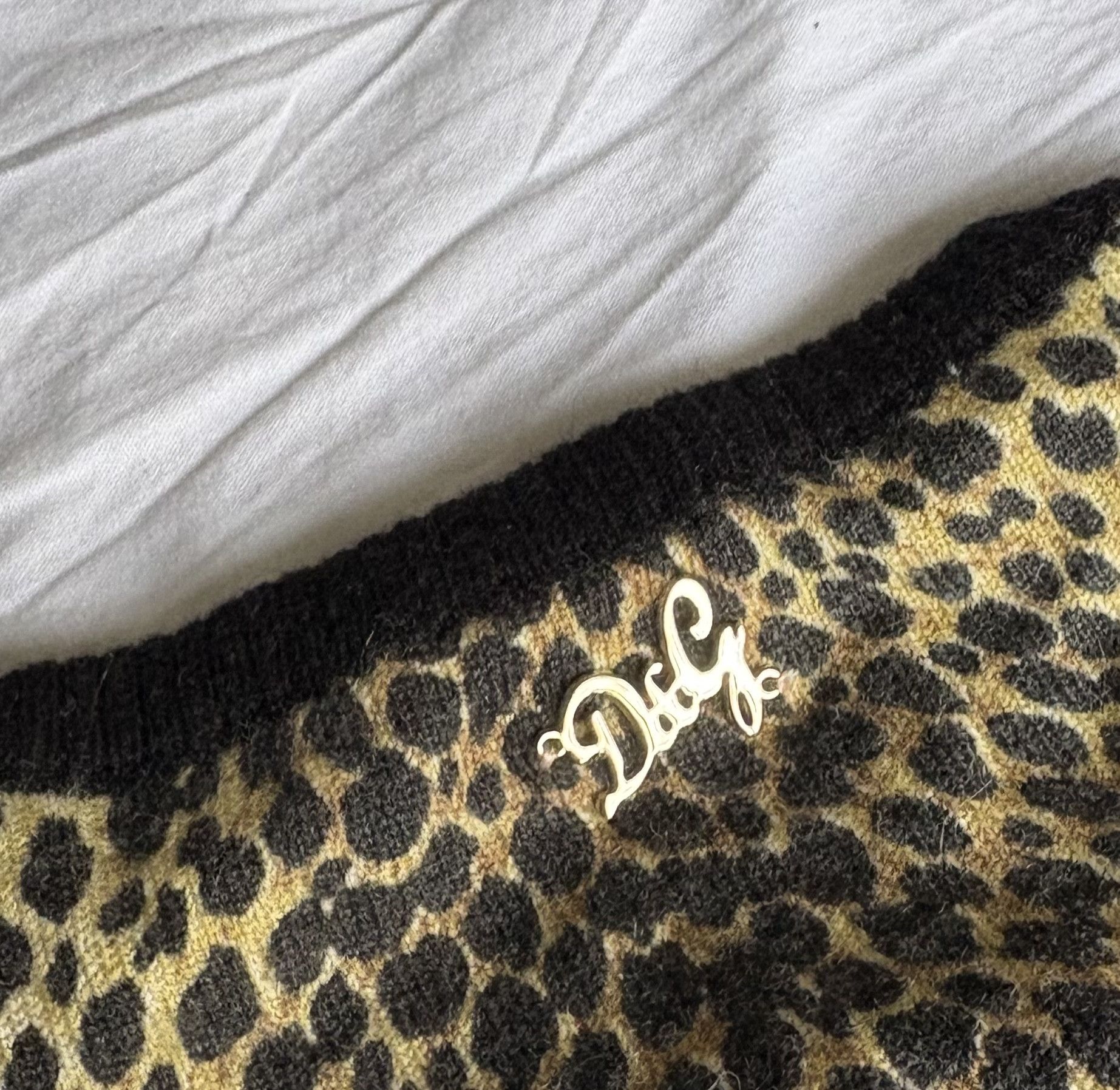 Dolce & Gabbana D&G Junior Leopard Cashmere Cardigan (Fits XS–S Women) Size XS / US 0-2 / IT 36-38 - 5 Thumbnail