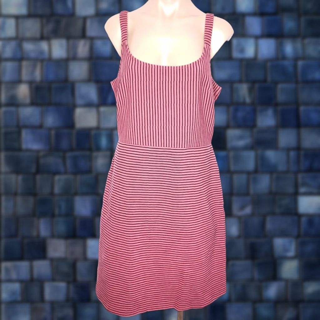 Ann Taylor NWT New Ann Taylor Tulip Lace Cotton Burgundy Dress Size 10 |  Grailed