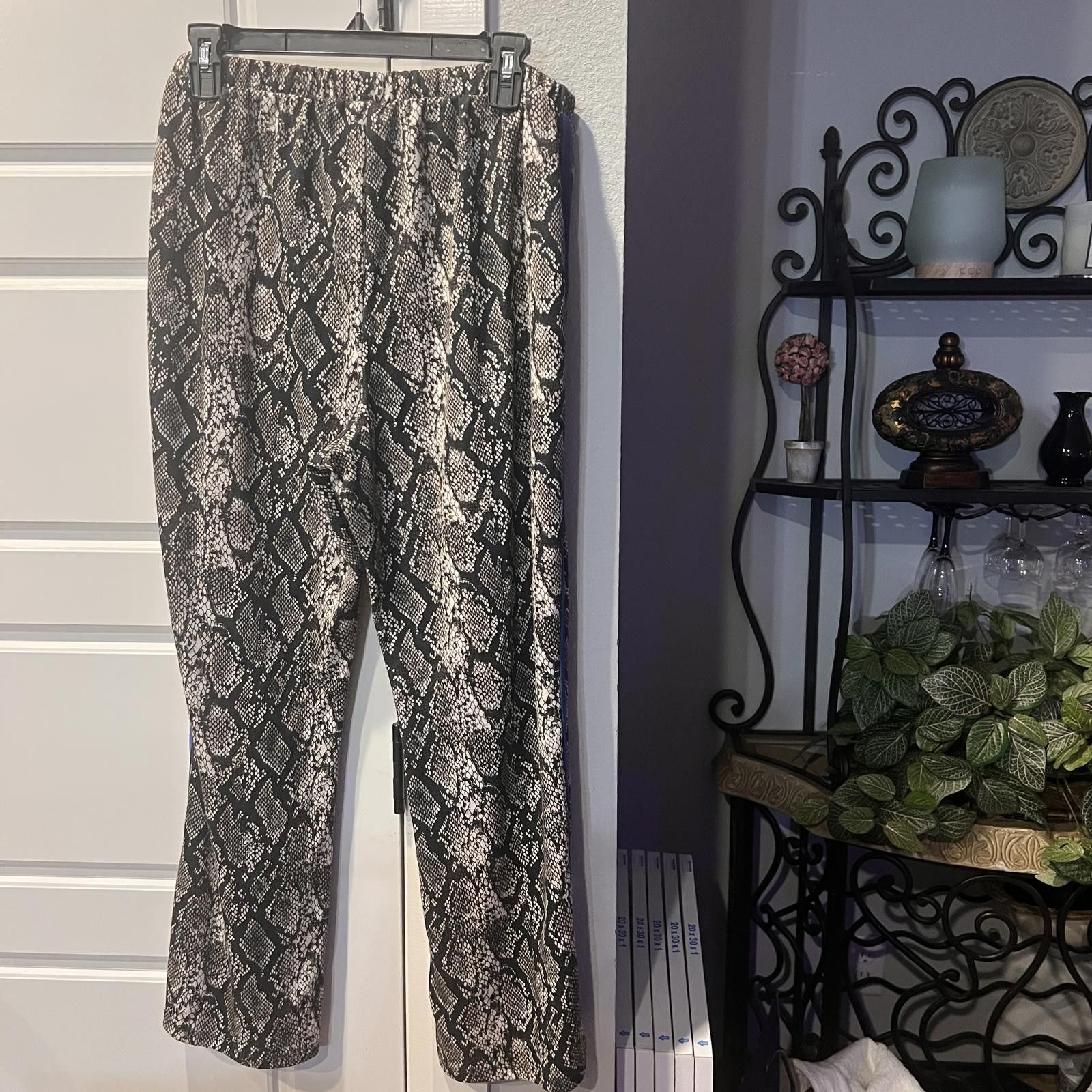 Other Women's Snake Print Joggers with Blue Side Stripes Size 36" / US 14 / IT 50 - 3 Thumbnail