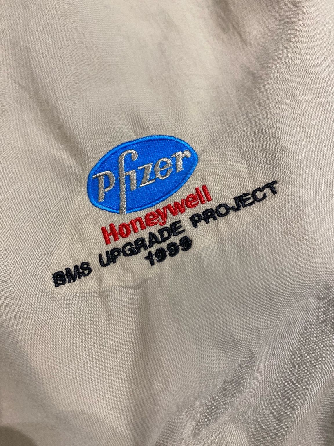 Other Pfizer Nylon Windbreaker Size US XL / EU 56 / 4 - 2 Thumbnail