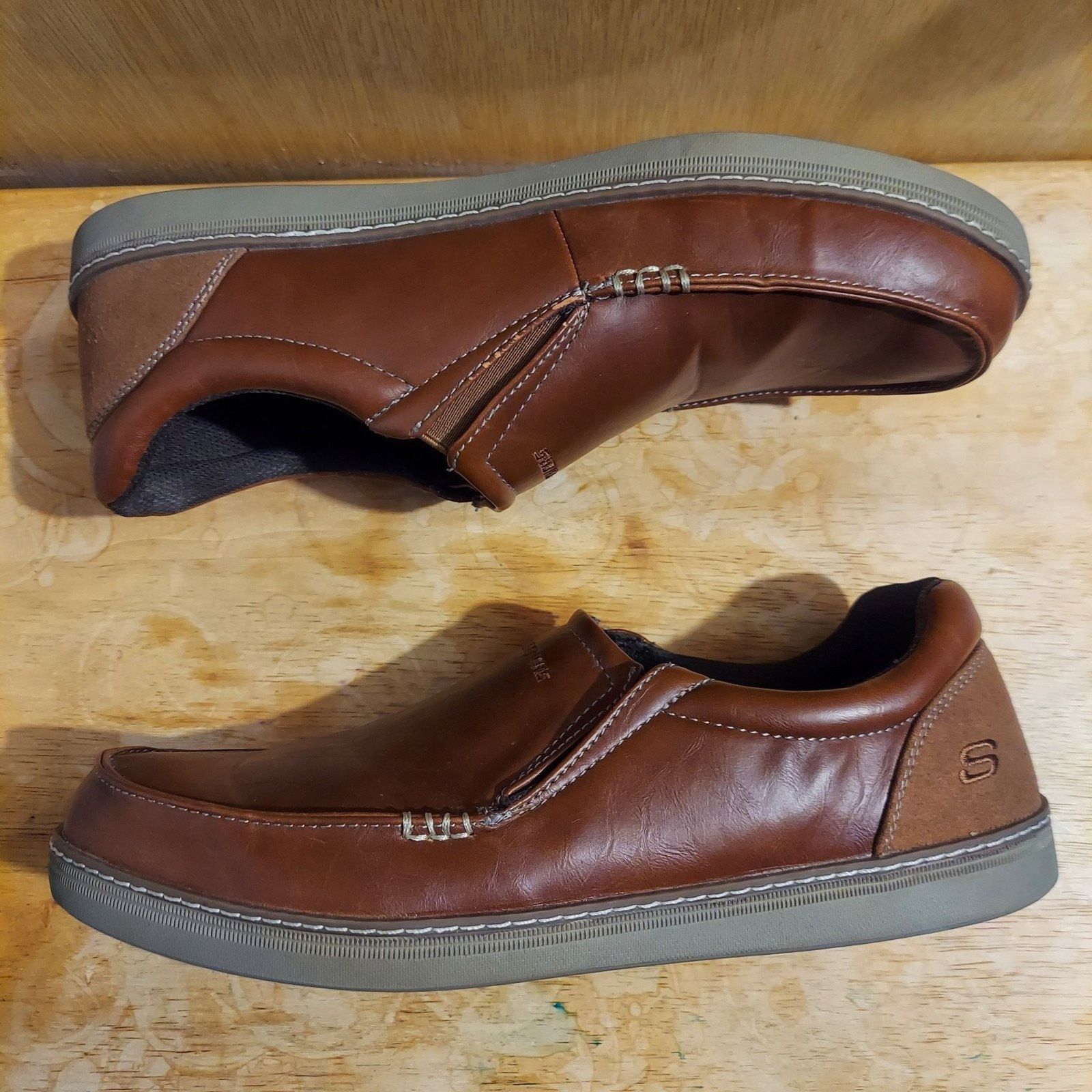 SKECHERS Skechers Helmer Edmon 75271 Men's US 9.5 Brown Loafer Shoes Size US 9.5 / EU 42-43 - 5 Thumbnail