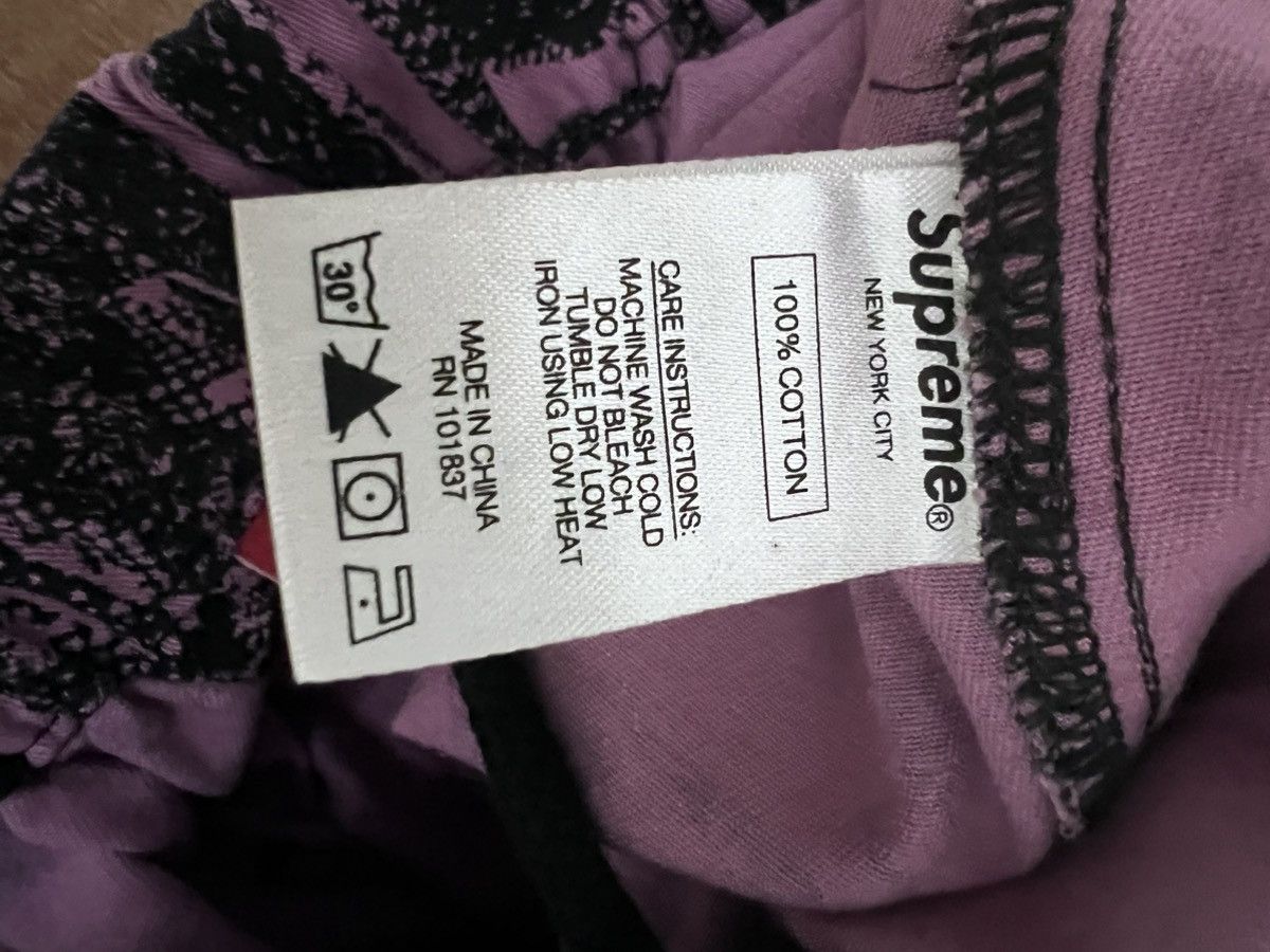Supreme Supreme pink track pants Size US 30 / EU 46 - 4 Thumbnail