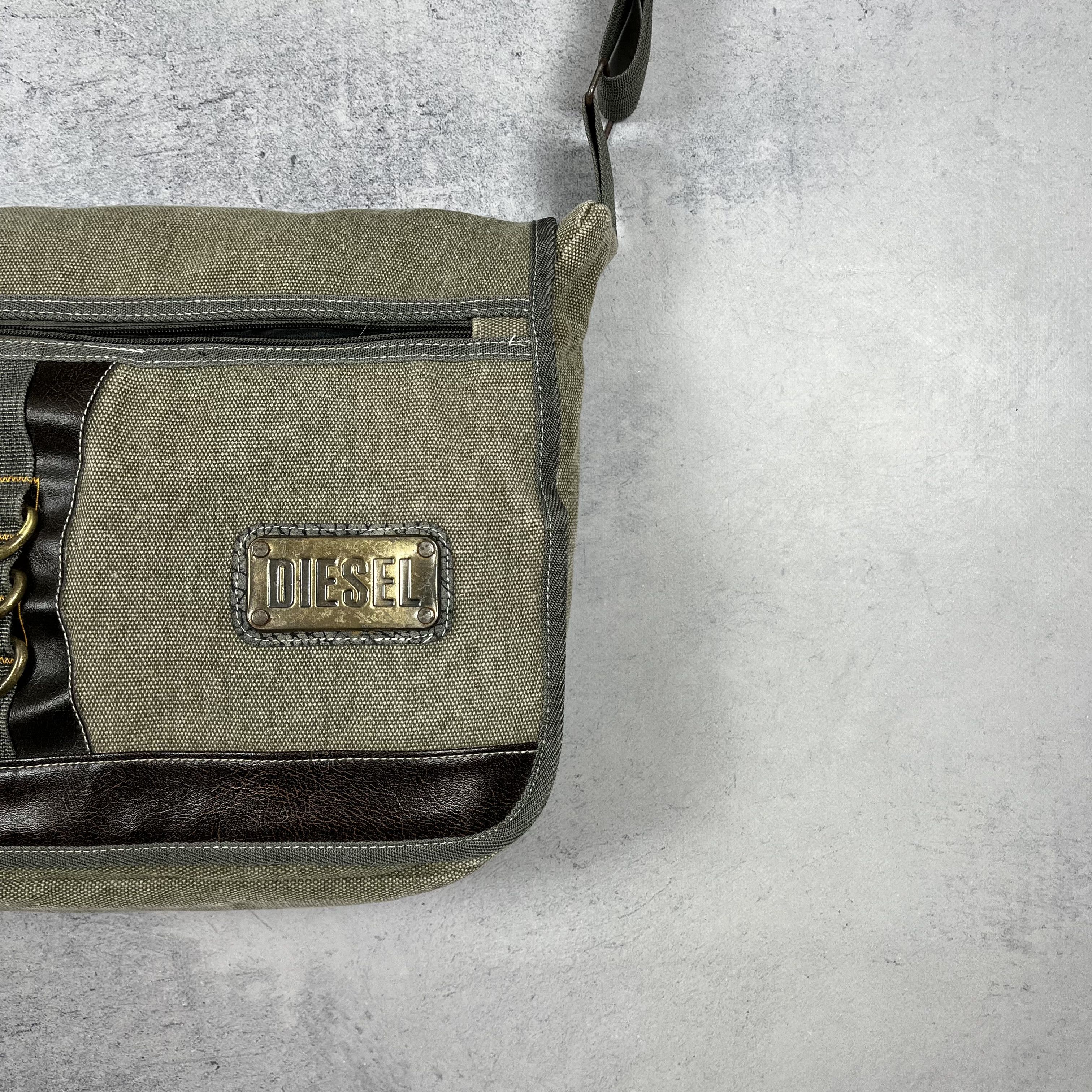 Diesel Vintage Diesel Military Y2K Crossbody Bag 2000’s Size ONE SIZE - 3 Thumbnail