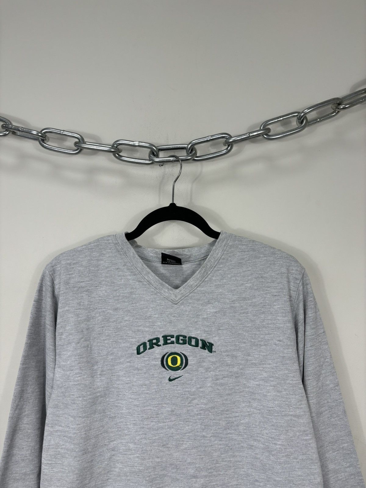 Nike × Vintage Vintage Nike Oregon 90s Big Embroidered Logo Hype Sweatshirt Size US M / EU 48-50 / 2 - 2 Thumbnail