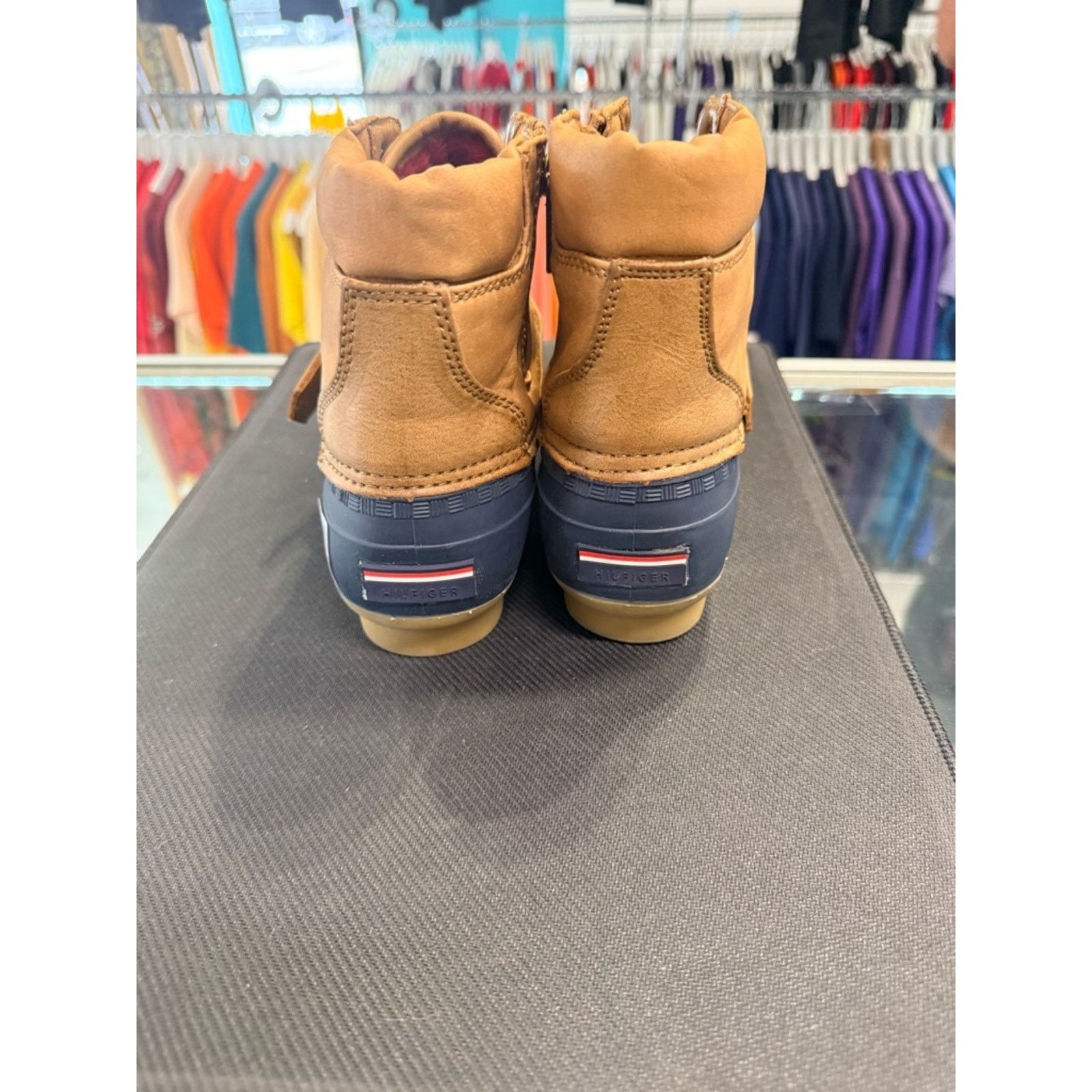Tommy Hilfiger Tommy Hilfiger Fur Lined Duck Boots Size US 8 / EU 41 - 5 Thumbnail