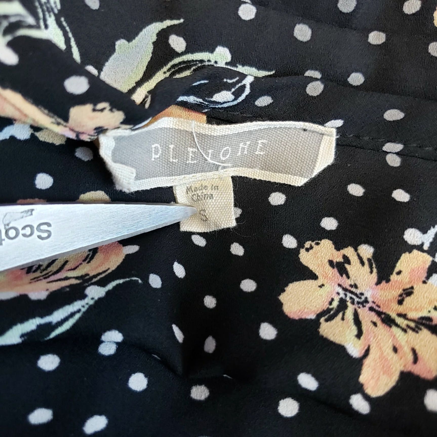 Vintage Pleione Blouse Women's Small Black Floral Polka Dots Scoop Neck Shirt Size S / US 4 / IT 40 - 4 Thumbnail