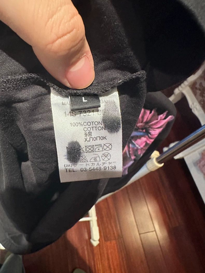 Givenchy Givenchy Rose and star T-shirt Size US L / EU 52-54 / 3 - 5 Thumbnail