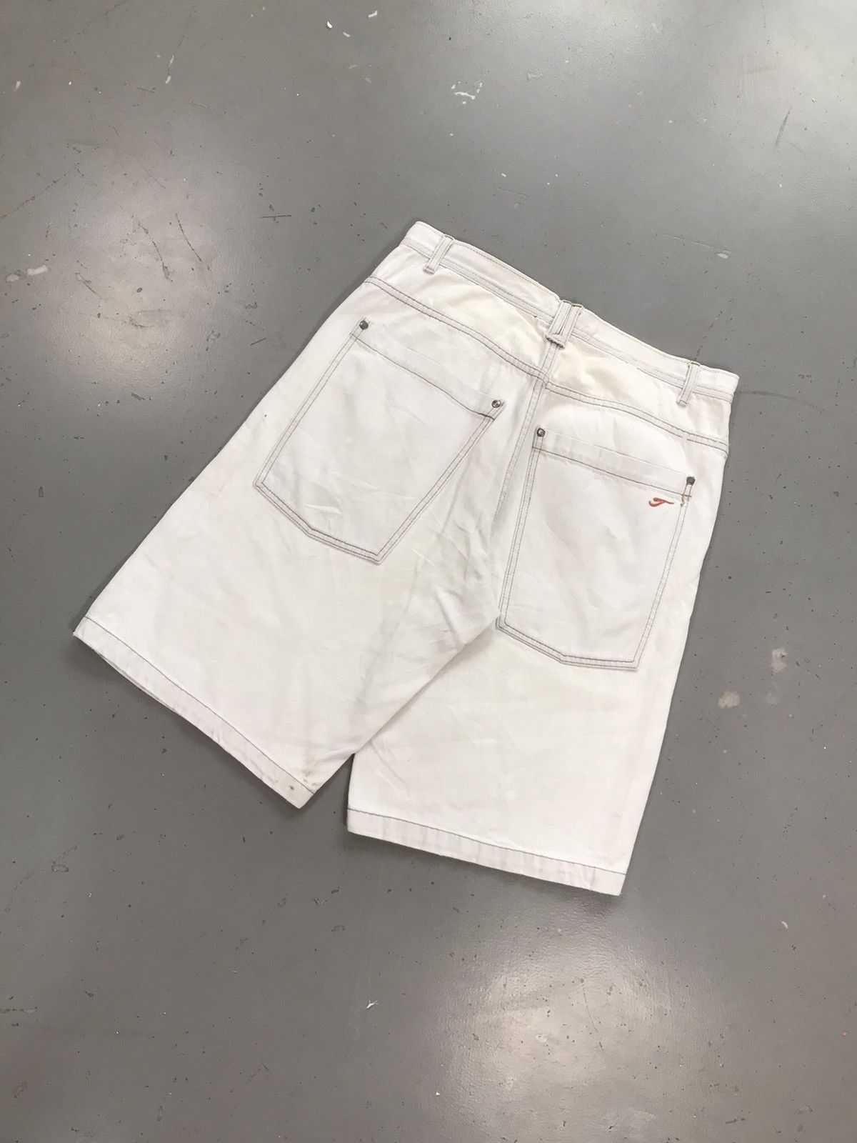 Vintage Vintage traders off white big pocket denim jort Size US 33 - 8 Thumbnail