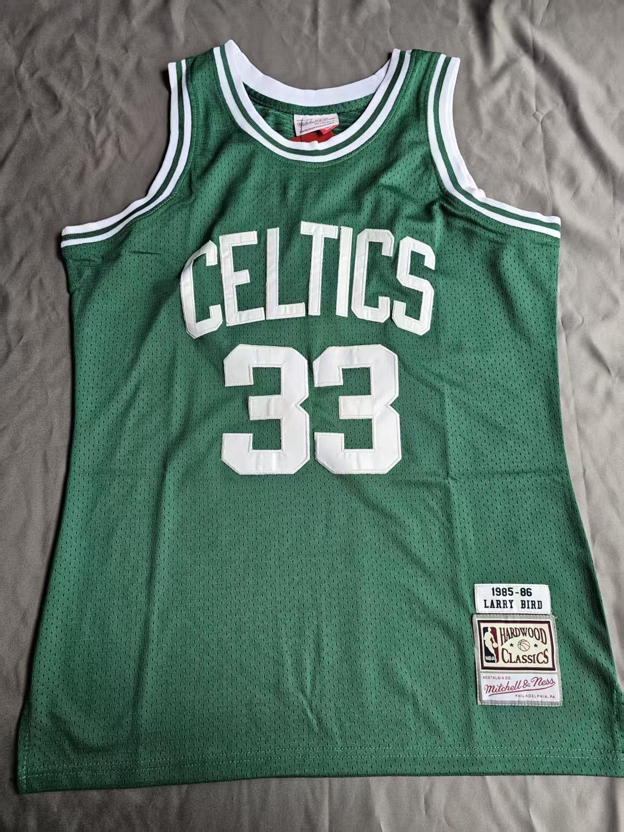 NBA #33 Larry Bird Jersey Boston Celtics 1985 86 Green Size US L / EU 52-54 / 3 - 1 Thumbnail