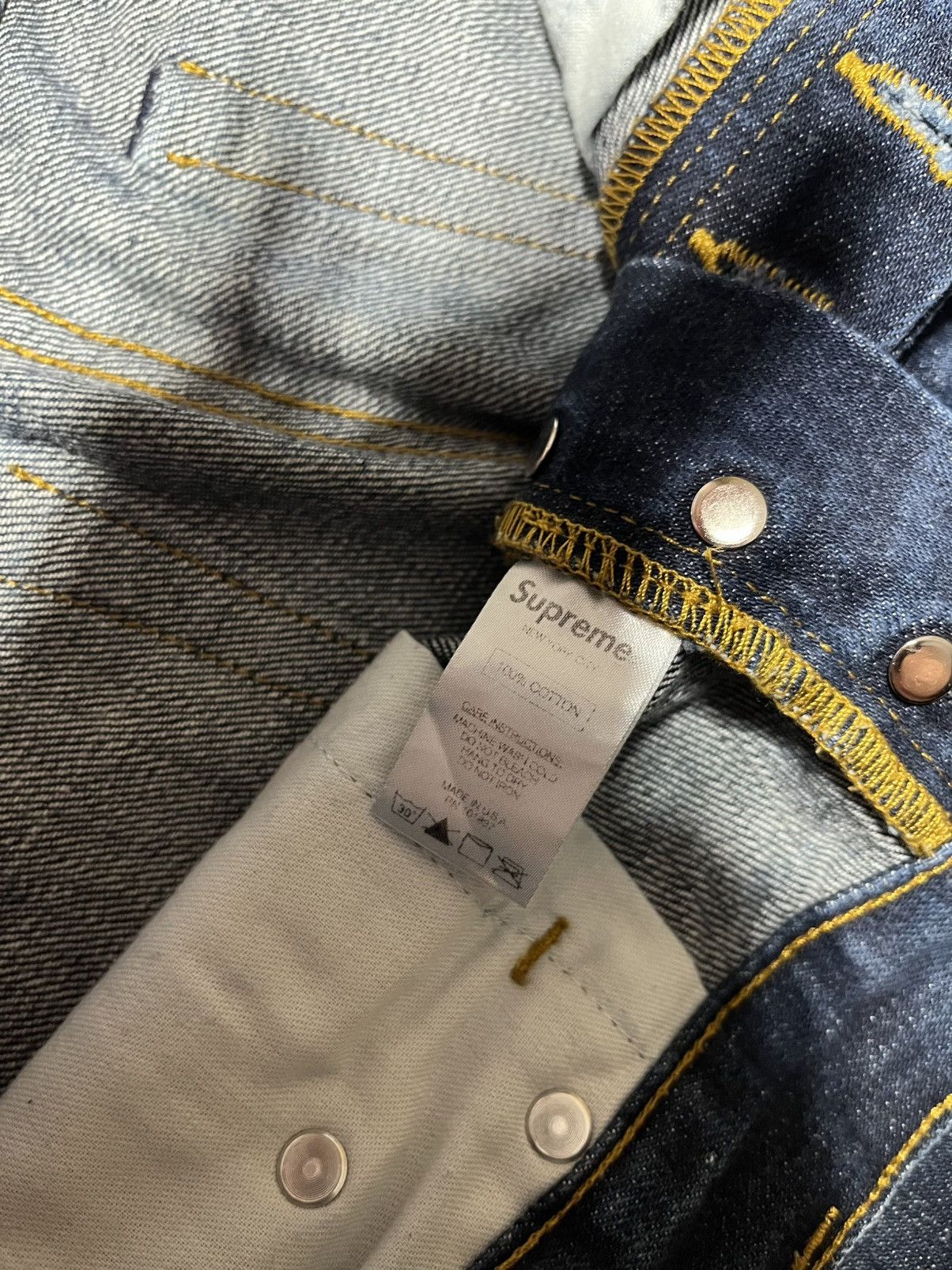 Supreme Supreme Selvedge Denim Jeans Made in USA Vintage Red Patch Size US 30 / EU 46 - 16 Thumbnail