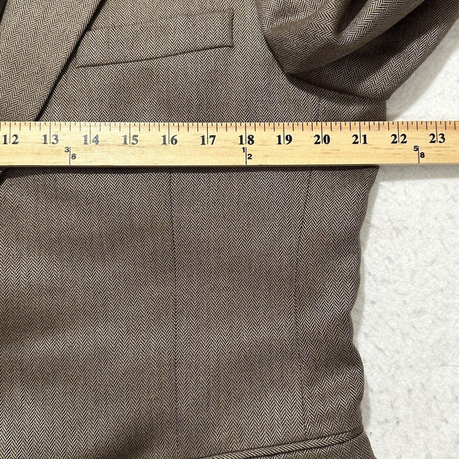 Jos. A. Bank Jos. A. Bank 42R Silk + Camel Hair Herringbone Suit Jacket Size 42R - 10 Thumbnail