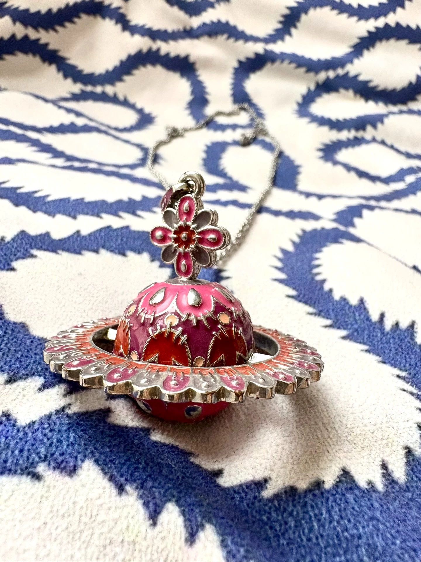 Vivienne Westwood Vivienne Westwood Pink Orb Pendant Necklace - dmc Size ONE SIZE - 1 Thumbnail