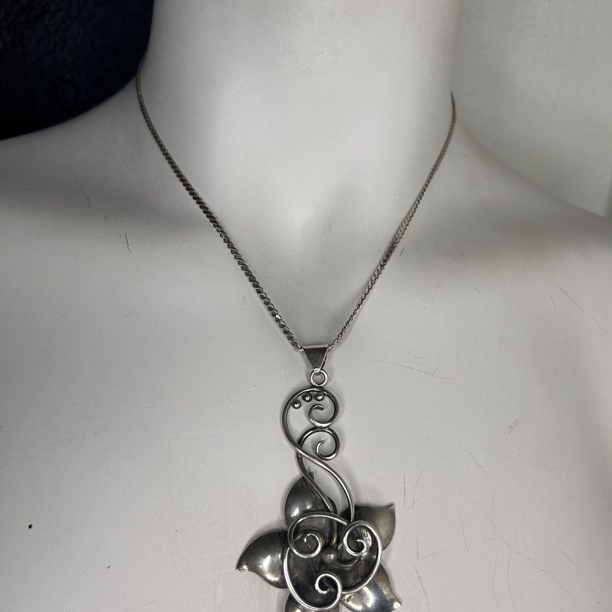 Vintage 925 Silver Vintage Necklace Size ONE SIZE - 7 Thumbnail