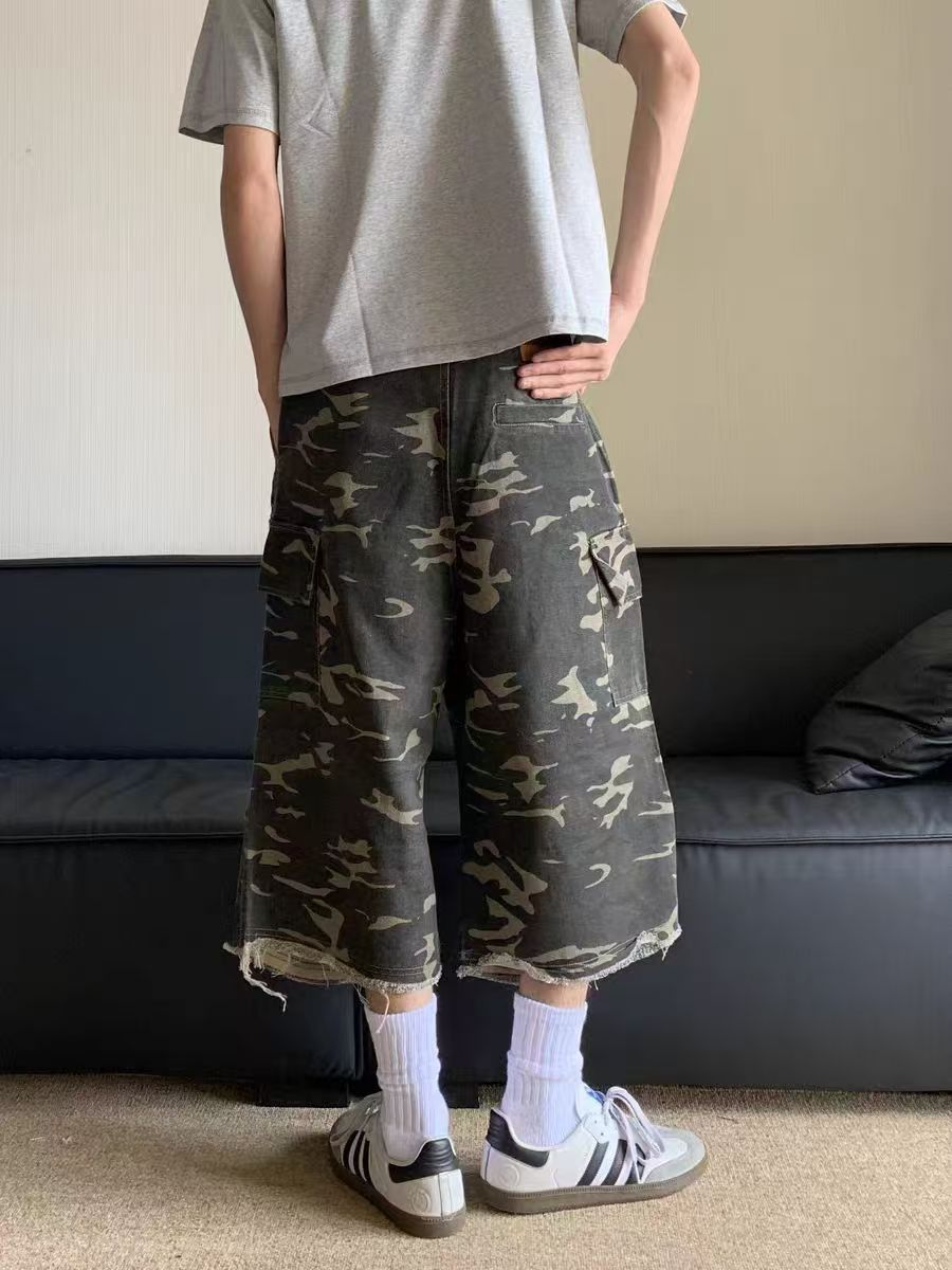 Japanese Brand × Vintage Vintage camouflage fringe workwear baggy casual shorts Size US 33 - 4 Thumbnail