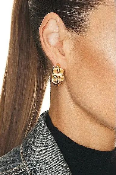 Balenciaga o1srvl11e1124 Size: OS / B Chain Hoop Earrings in Gold Size ONE SIZE - 2 Thumbnail