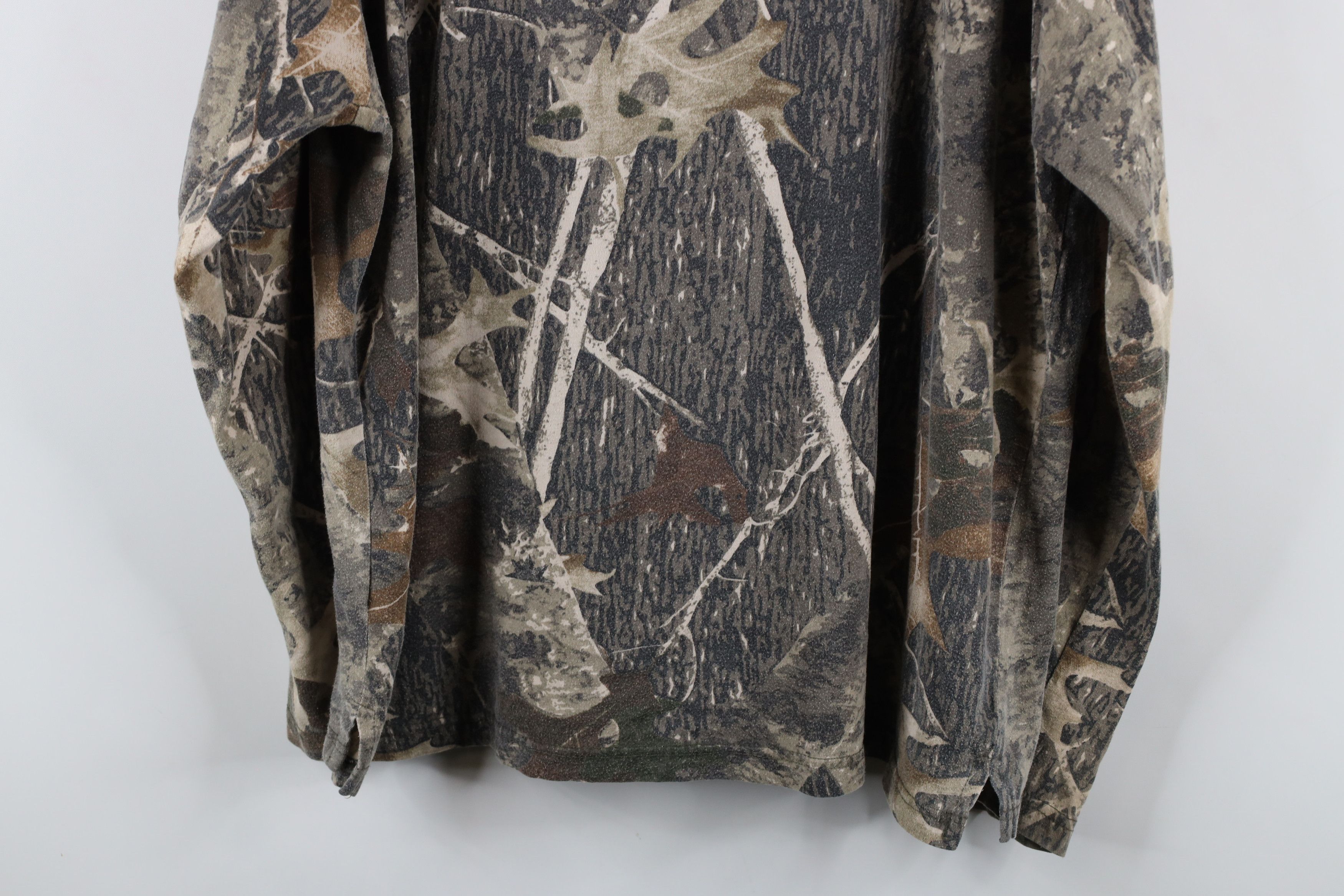 Vintage Vintage Streetwear Camouflage Long Sleeve Pocket T-Shirt Size US XL / EU 56 / 4 - 9 Thumbnail