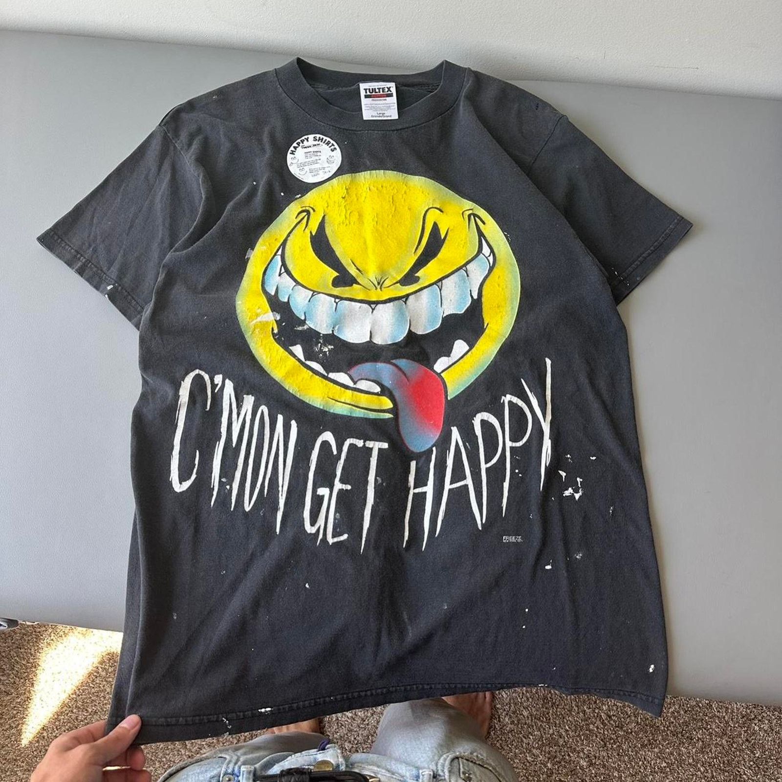 Vintage Rare Vintage 90s Happy Smiley Face Graphic Painter Shirt Tee Size US L / EU 52-54 / 3 - 2 Thumbnail