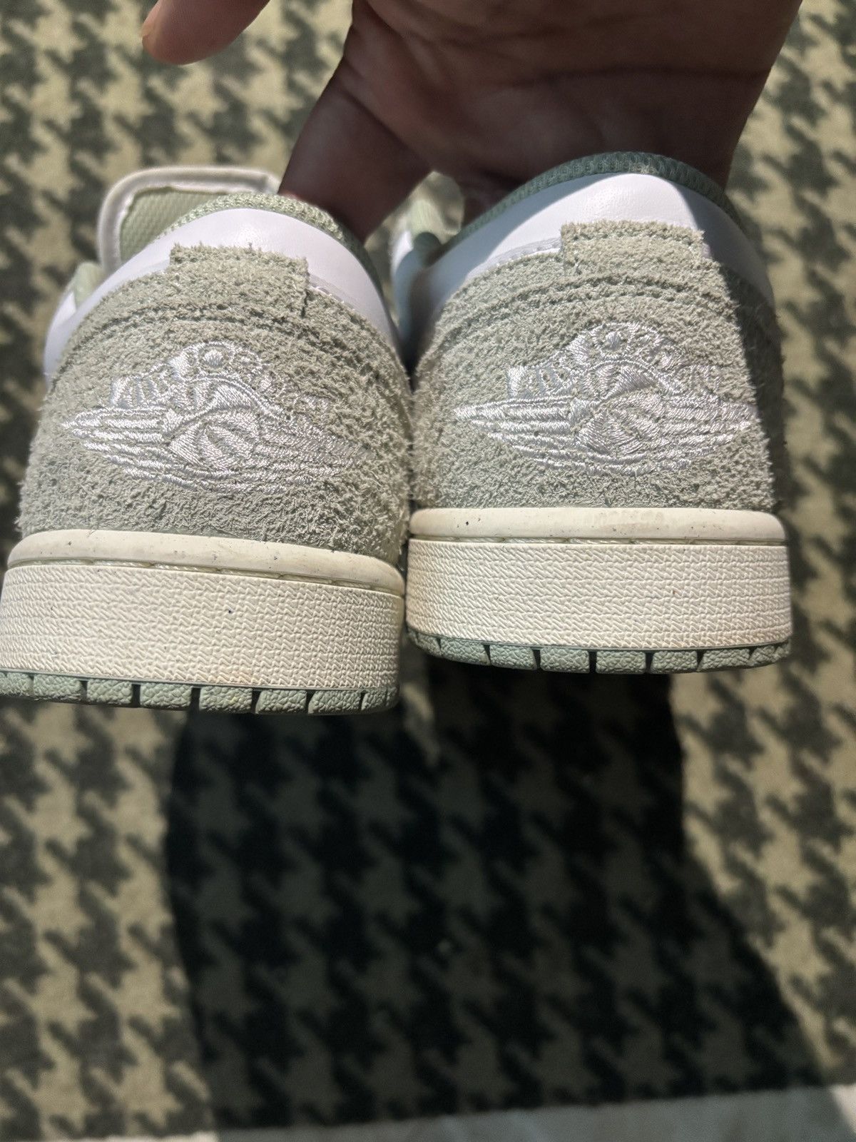 Jordan Brand Jordan 1 Low Seafoam SE Size US 9.5 / EU 42-43 - 4 Thumbnail