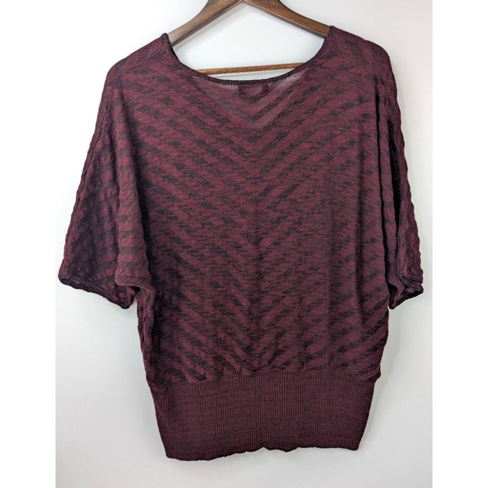 Vintage Brittany Black Top Dolman Sleeve V-Neck 3X Acrylic Knit Dark Maroon Pullover Casual Womens Plus Size Size XXL / US 16-18 / IT 52-54 - 2 Thumbnail