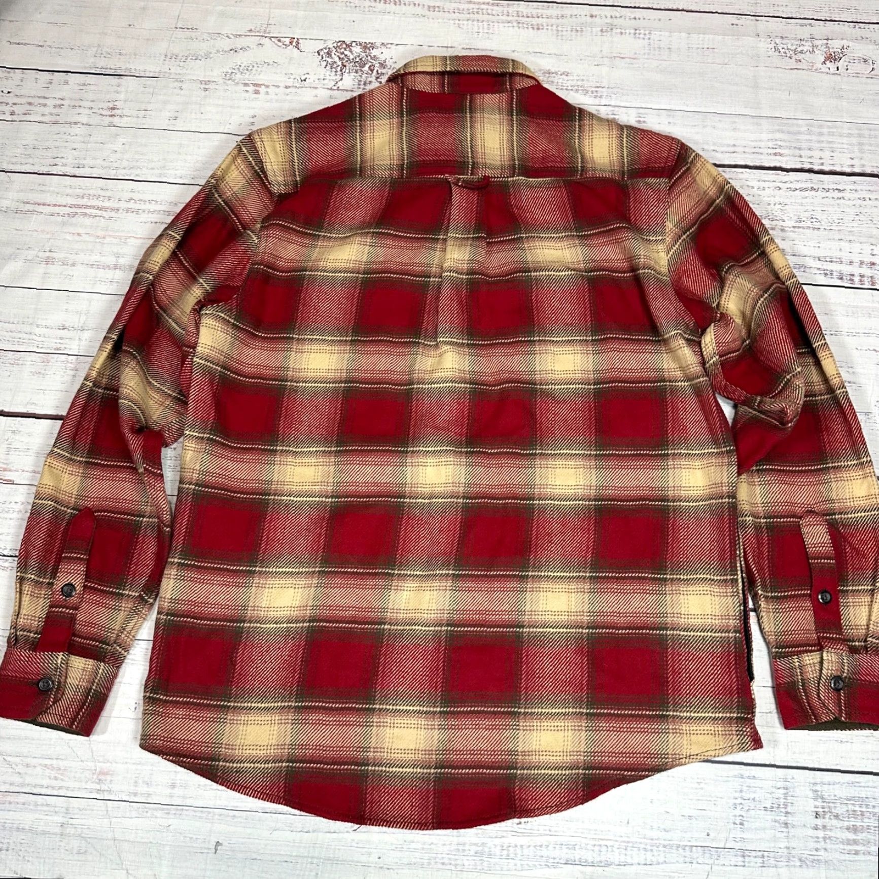 Orvis Orvis Mens Button Front Cotton Shirt Jacket Sz M Red Beige Plaid Pockets Size US M / EU 48-50 / 2 - 4 Thumbnail