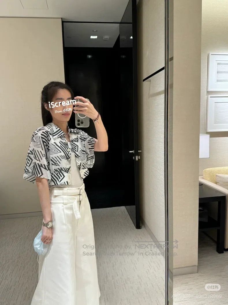 Chanel Chanel Black and white star striped short shirt Size XXS / US 00 / IT 34 - 7 Thumbnail