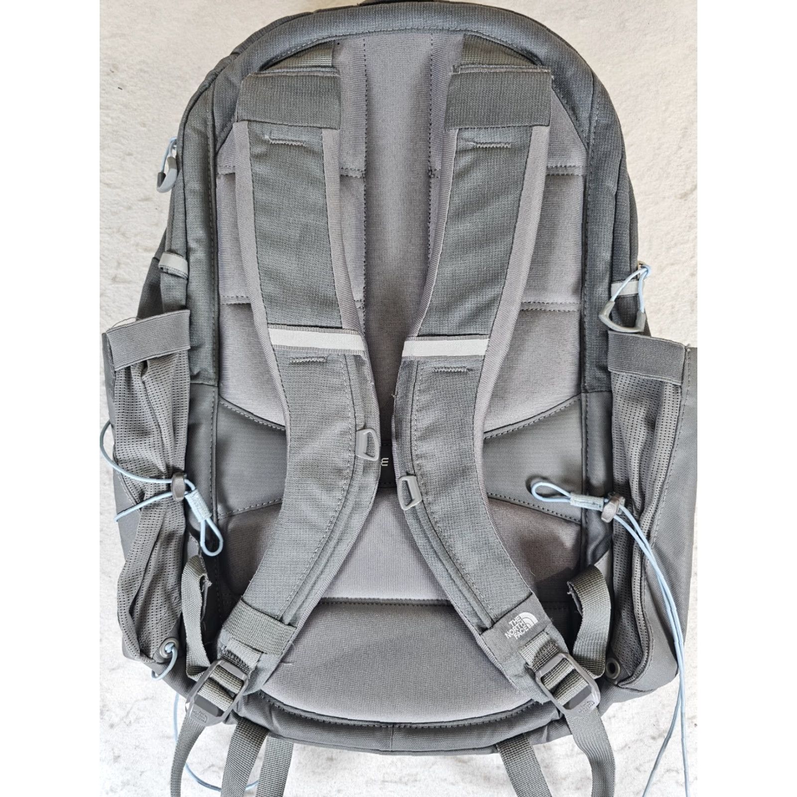 The North Face THE NORTH FACE Borealis Commuter Adjustable Straps Black Backpack User: THE NORTH FACE Borealis Commuter Adjustable Straps Black Backpack Size ONE SIZE - 7 Thumbnail