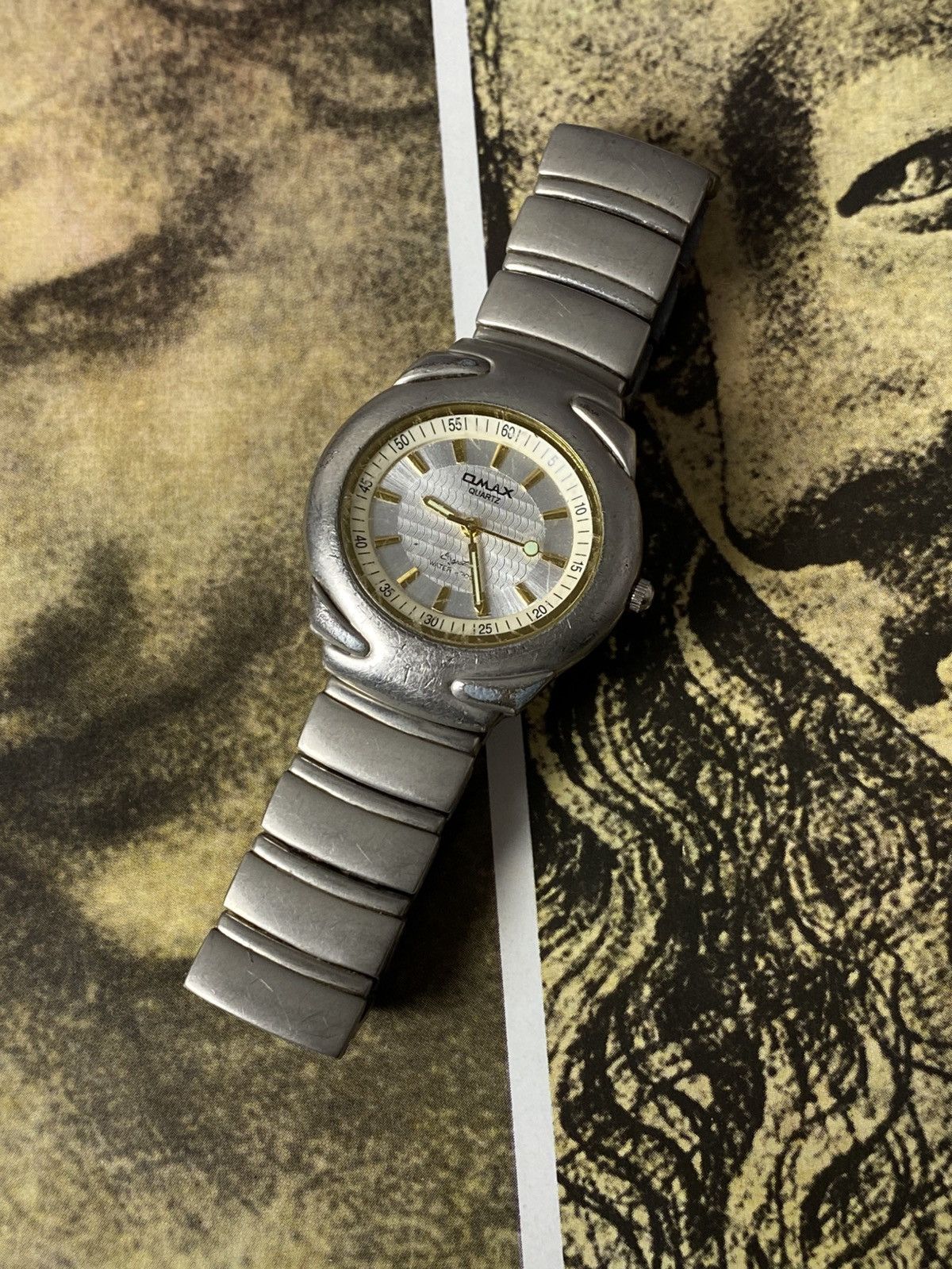 Japanese Brand Vintage Omax Crystal Futuristic Space Age Steel Watch Size ONE SIZE - 4 Thumbnail
