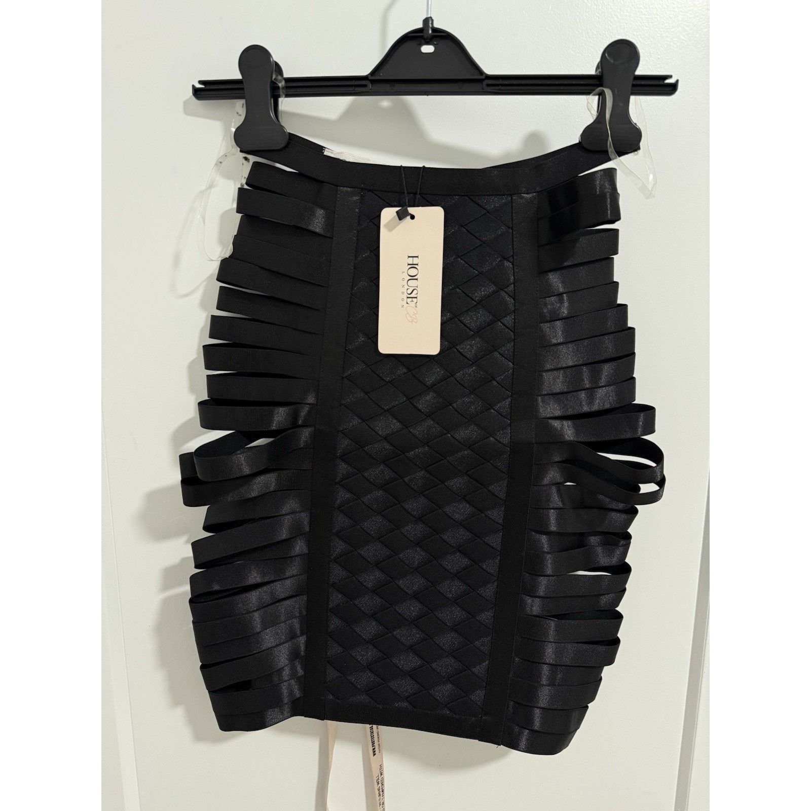 House of CB House of CB Mateia Black Bandage Woven Mini Skirt XS NWT Size 26" / US 2 / IT 38 - 2 Thumbnail