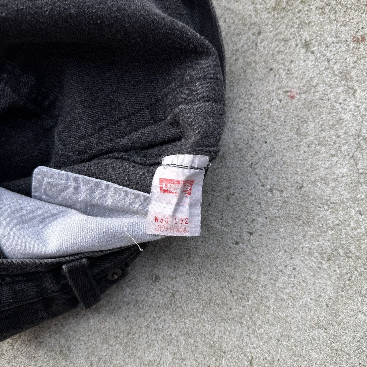 Levi's Vintage 1980s Levi's 501 Black Denim Jeans USA ERD Grunge Size US 30 / EU 46 - 11 Thumbnail