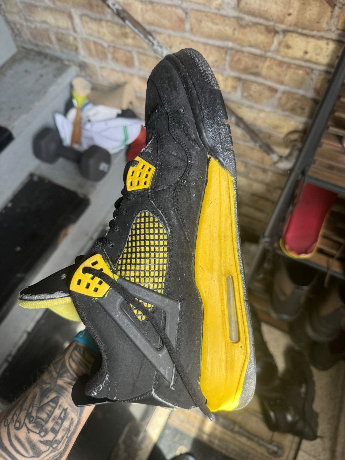 Jordan Brand 2012 thunder yellow Size US 12 / EU 45 - 6 Thumbnail