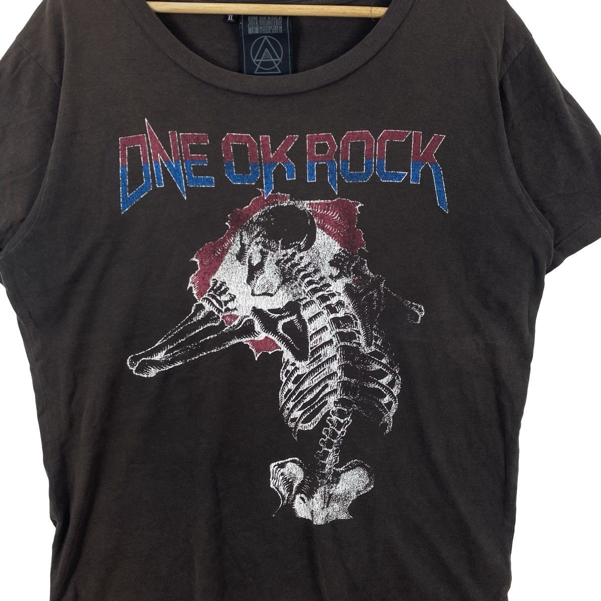 Vintage Vintage ONE OK ROCK Band Skull Skeleton Graphic Japanese Size US XL / EU 56 / 4 - 6 Thumbnail