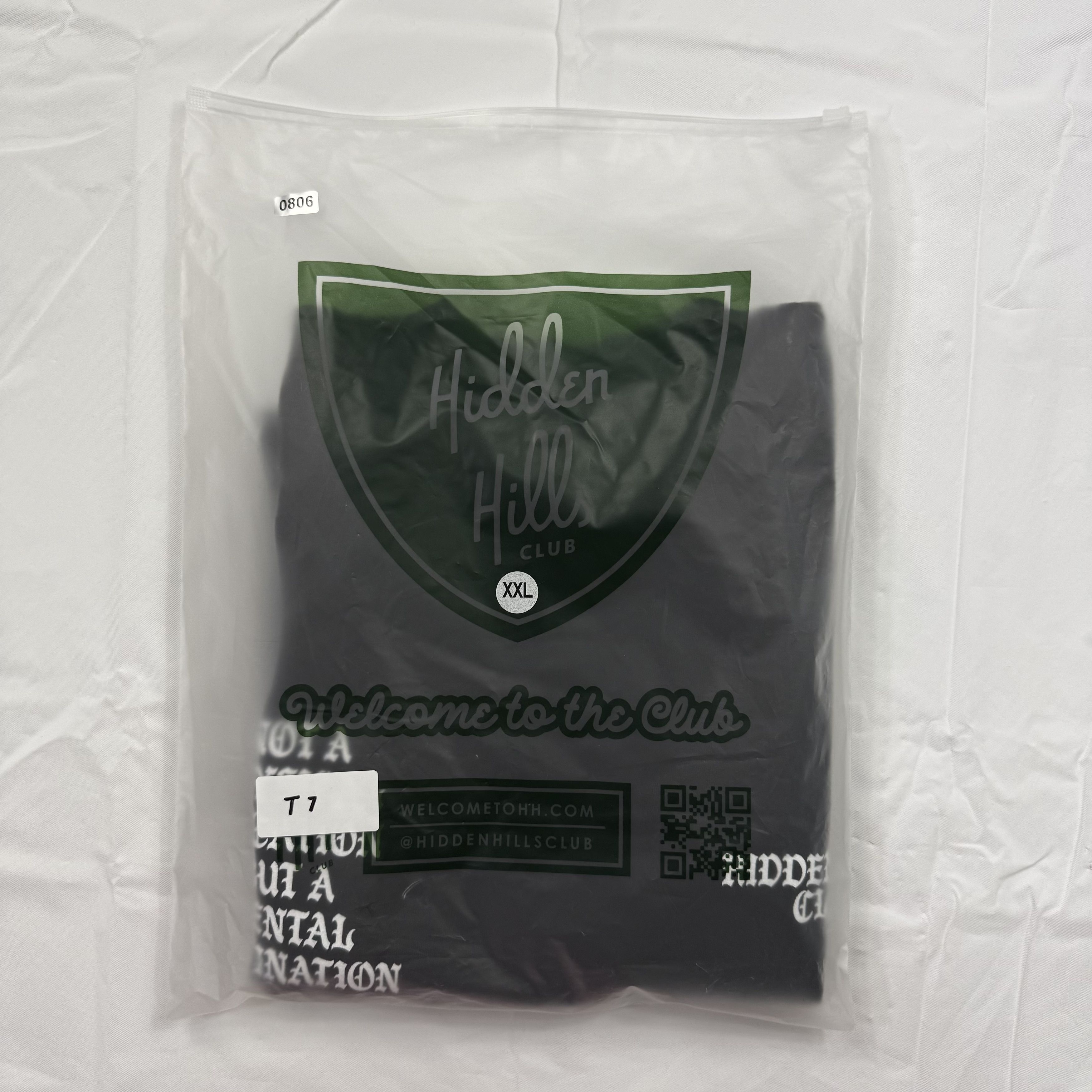 Other Hidden Hills Club Los Angeles California Graphic T-Shirt 2XL Size US XXL / EU 58 / 5 - 7 Thumbnail