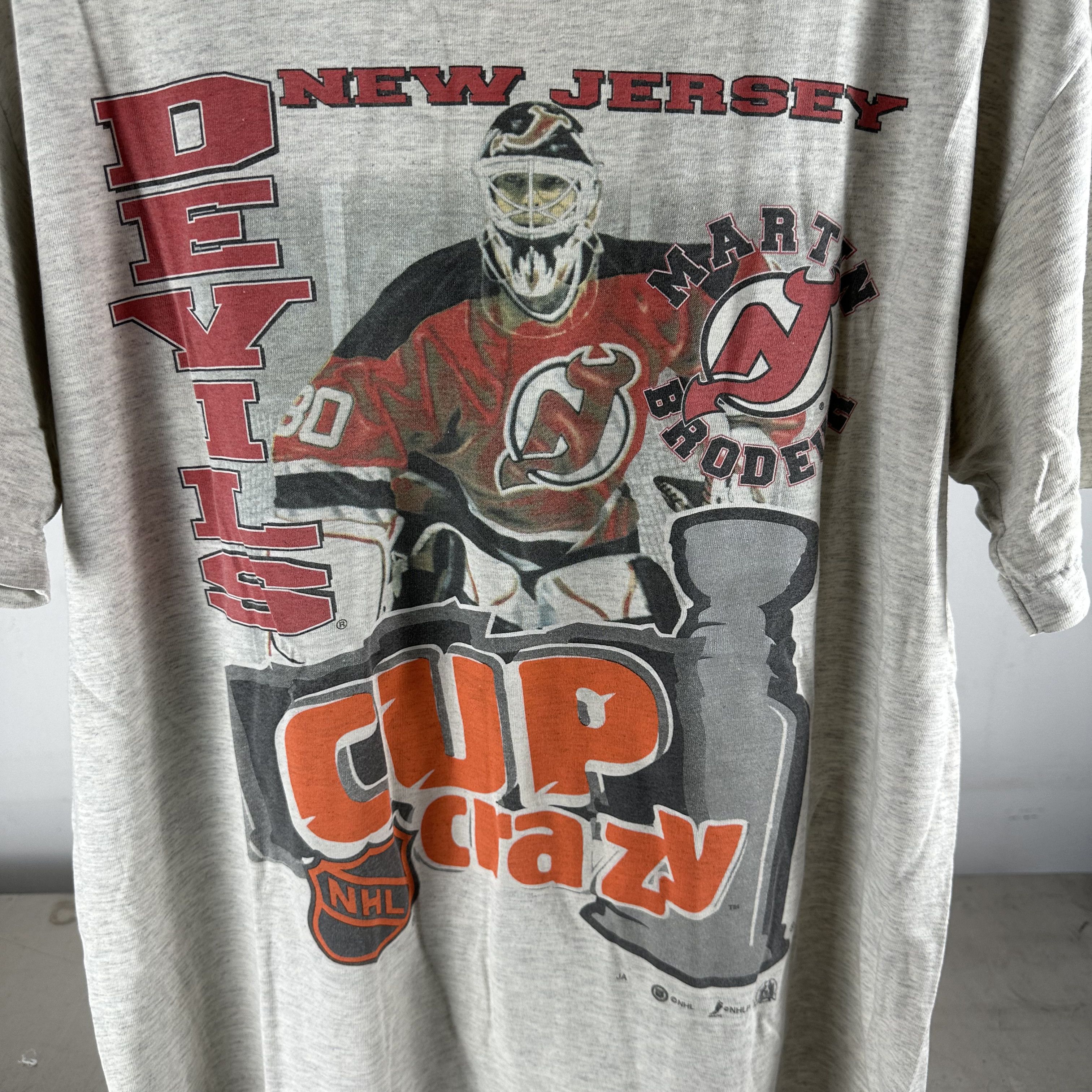 Vintage ​​​90s Martin Brodeur New Jersey Devils NHL Hockey T-Shirt Size US XL / EU 56 / 4 - 2 Thumbnail