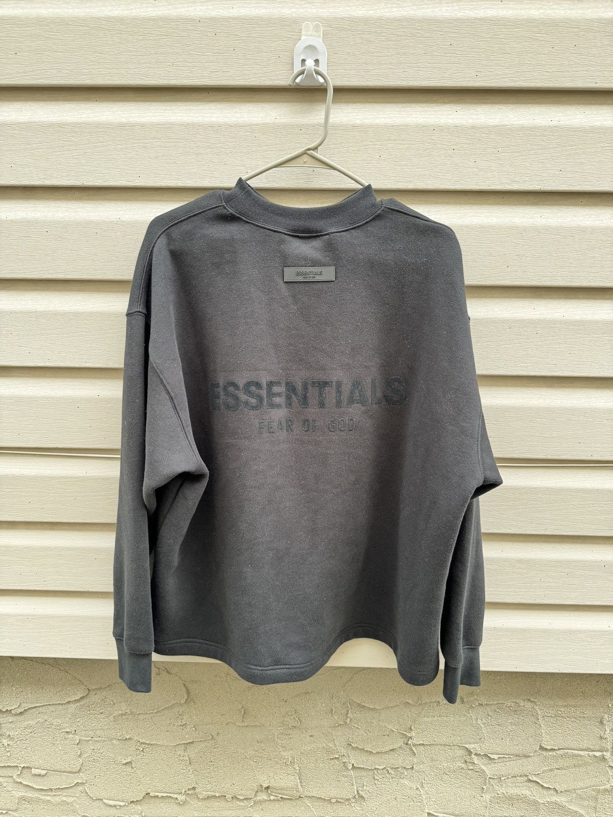 Fear of God Fear of God Essentials Relaxed Crewneck Black Stretch limo Size US XS / EU 42 / 0 - 1 Thumbnail