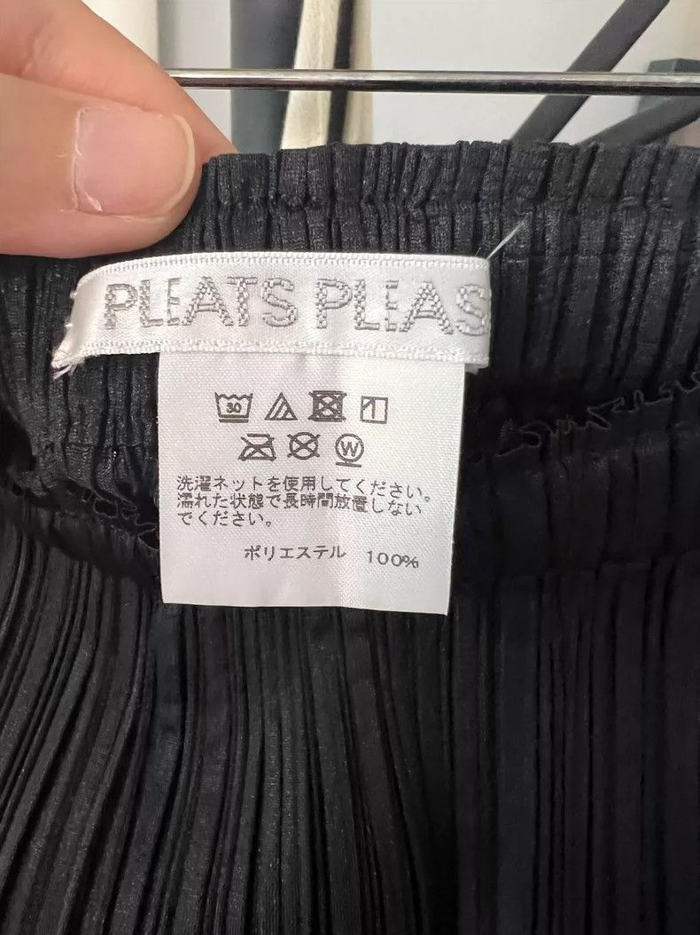 Issey Miyake Issey Miyake size:3 Black shrimp thread skirt Size 42" / US 20 - 2 Thumbnail