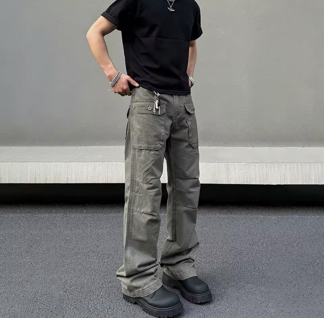 Designer × Other Streetwear Design Pocket Punk Loose Straight Cargo Pants Size US 35 - 6 Thumbnail