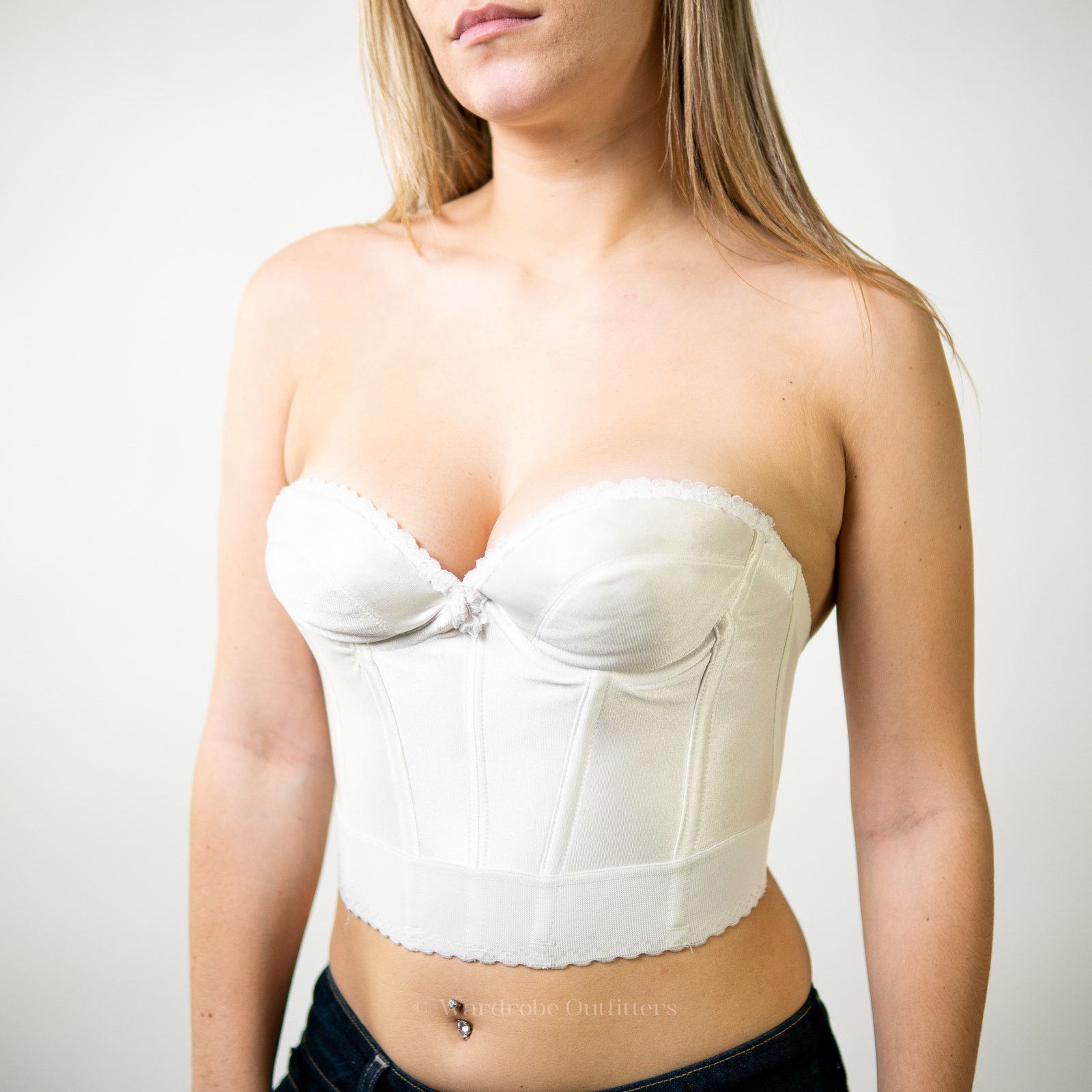 Vintage Vintage 90s White Structured Corset Bustier Lingerie- 34B Size ONE SIZE - 1 Thumbnail
