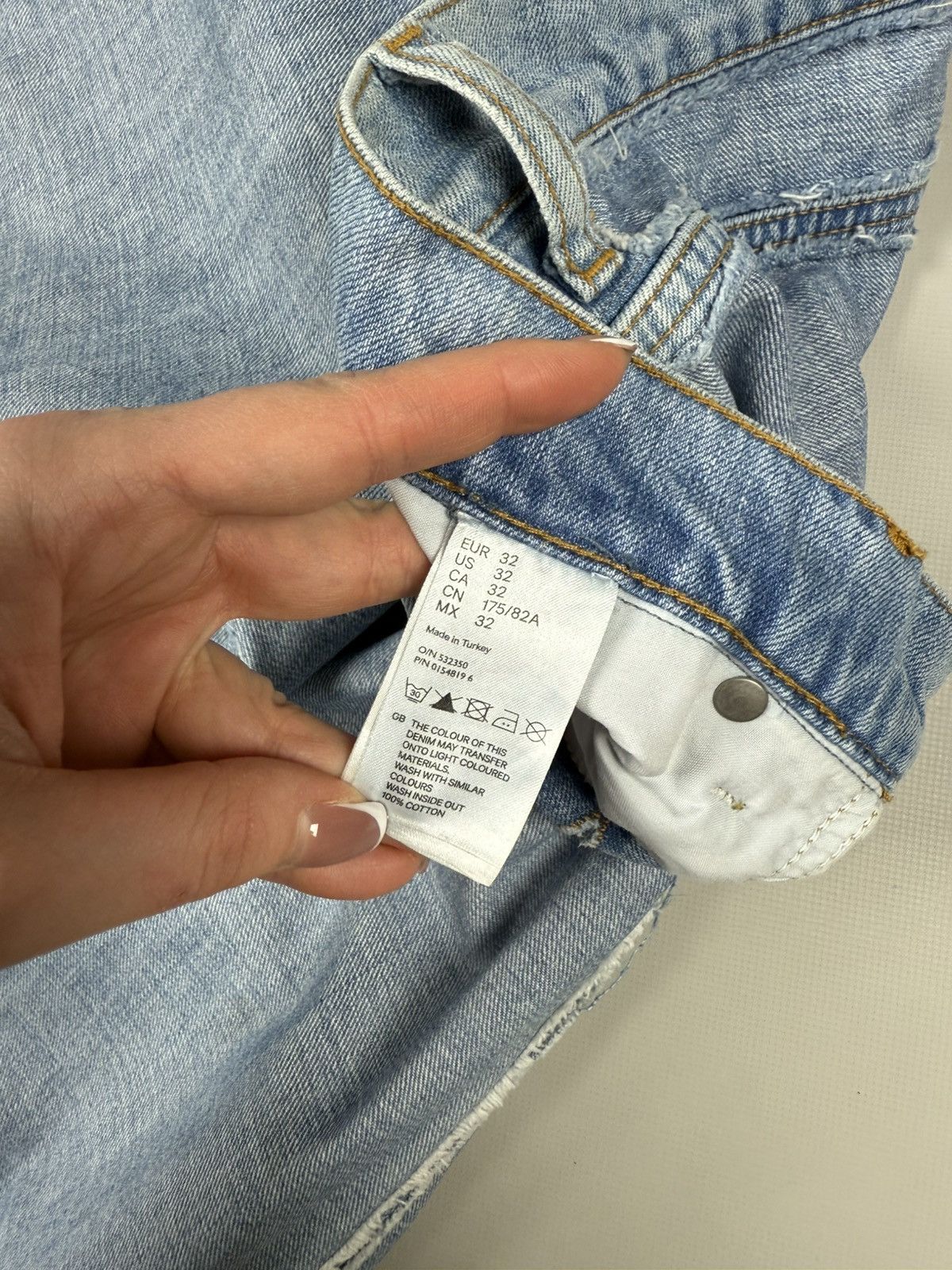 H&M × Maison Margiela Maison Margiela H&M Men’s Reverse Denim Inside-Out Jeans Size US 32 / EU 48 - 12 Thumbnail