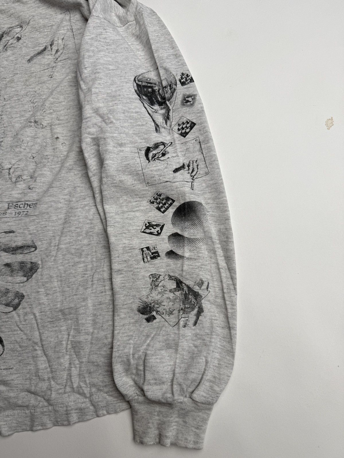 Vintage MC Escher Thrashed Heather Long Sleeve Size US M / EU 48-50 / 2 - 3 Thumbnail